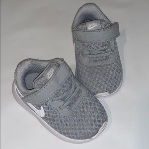 Boys Grey Nike tennis shoes